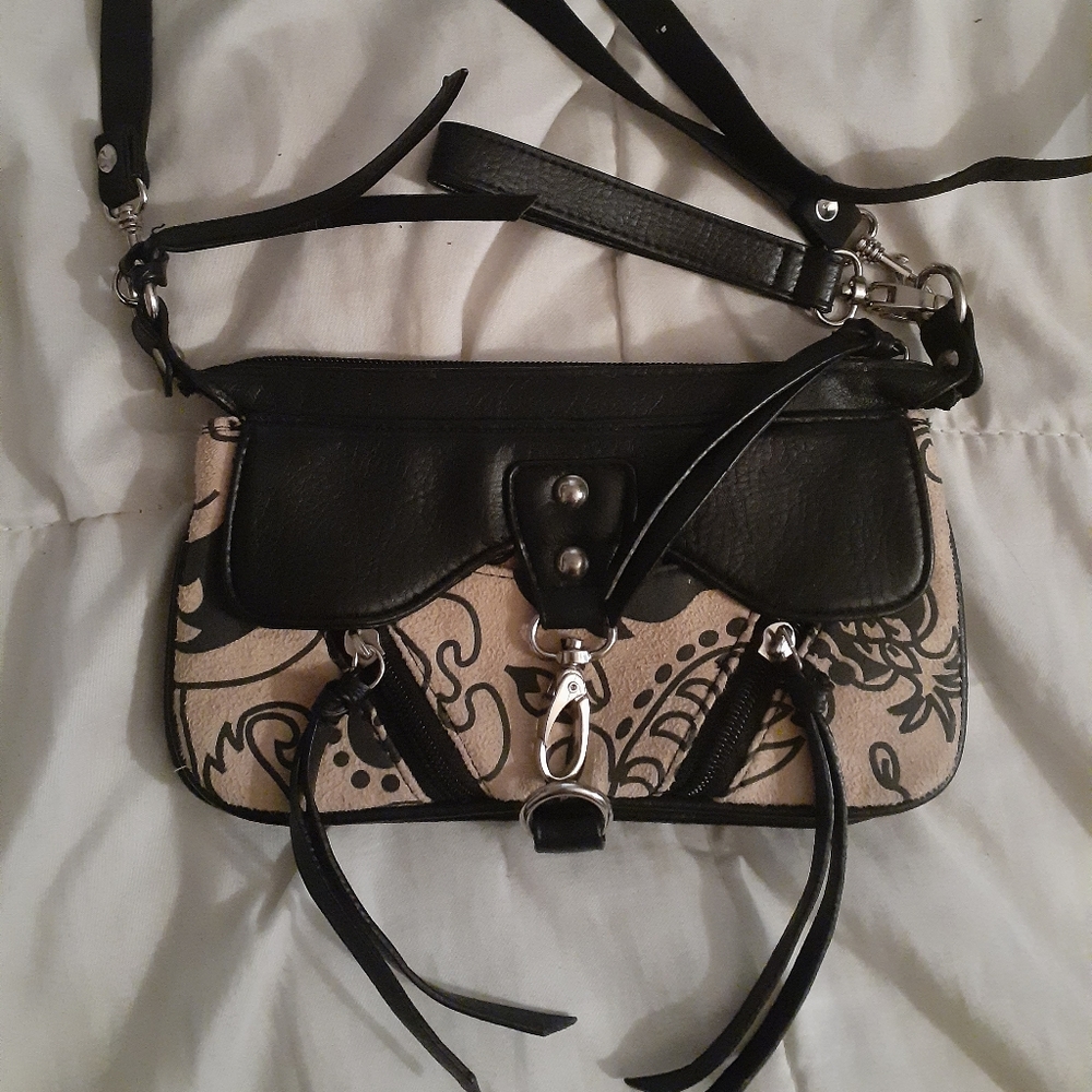 Amy Kathryn Crossbody/Wristlet/Clutch NWOT